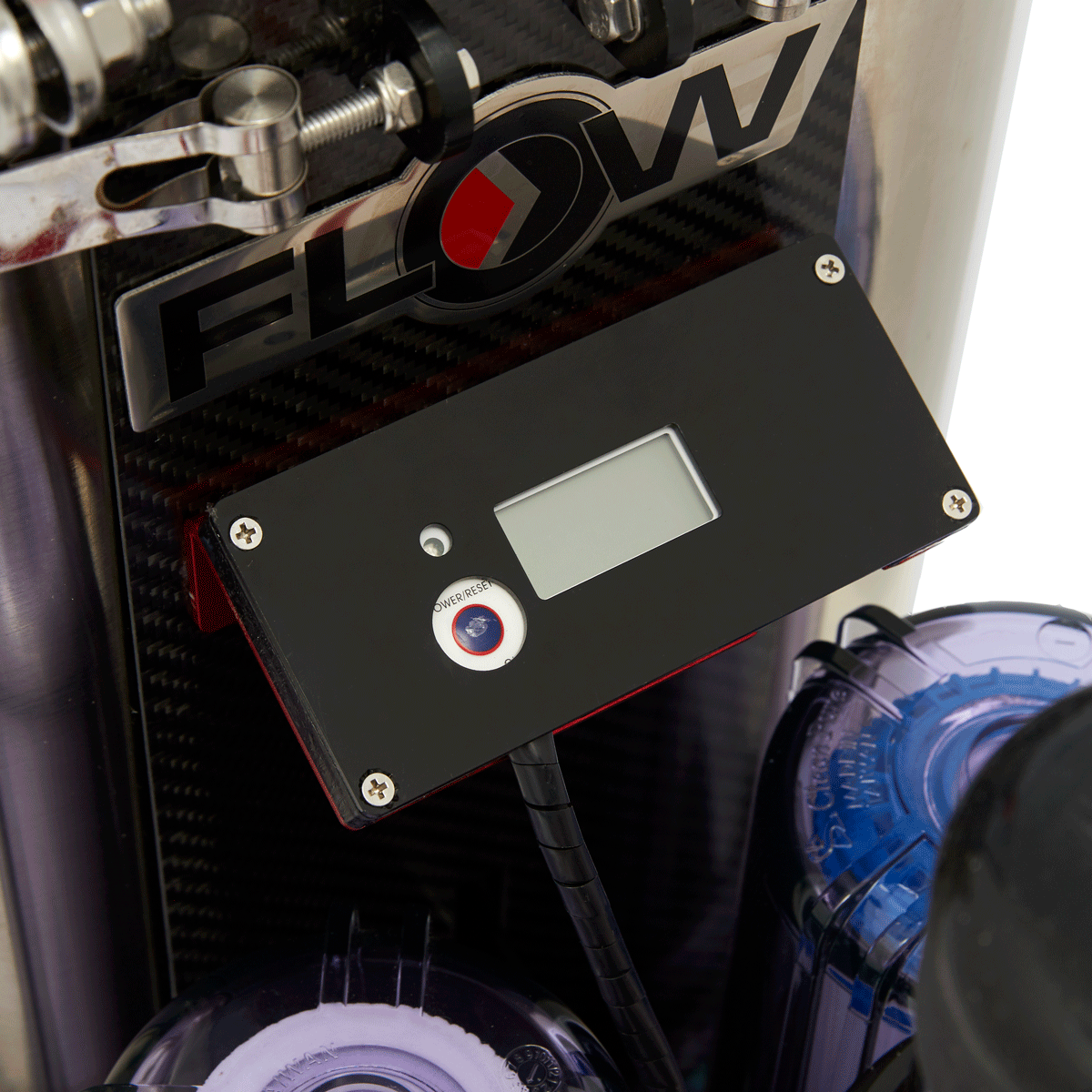 FLOW RED+ with FREE POLE / BRUSH